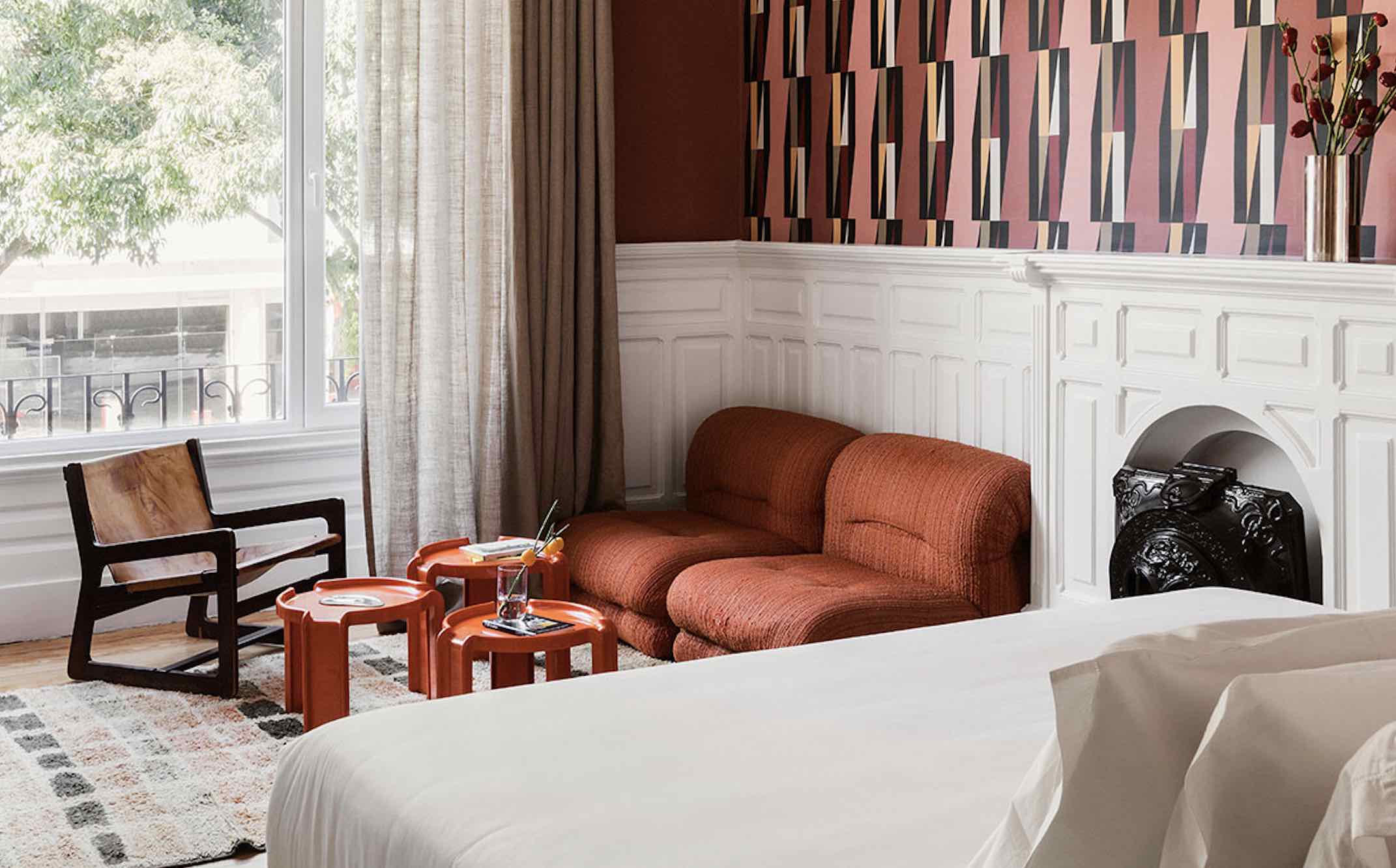 Boutique hotels in Lisbon's Casa Fortunato showing lounge area