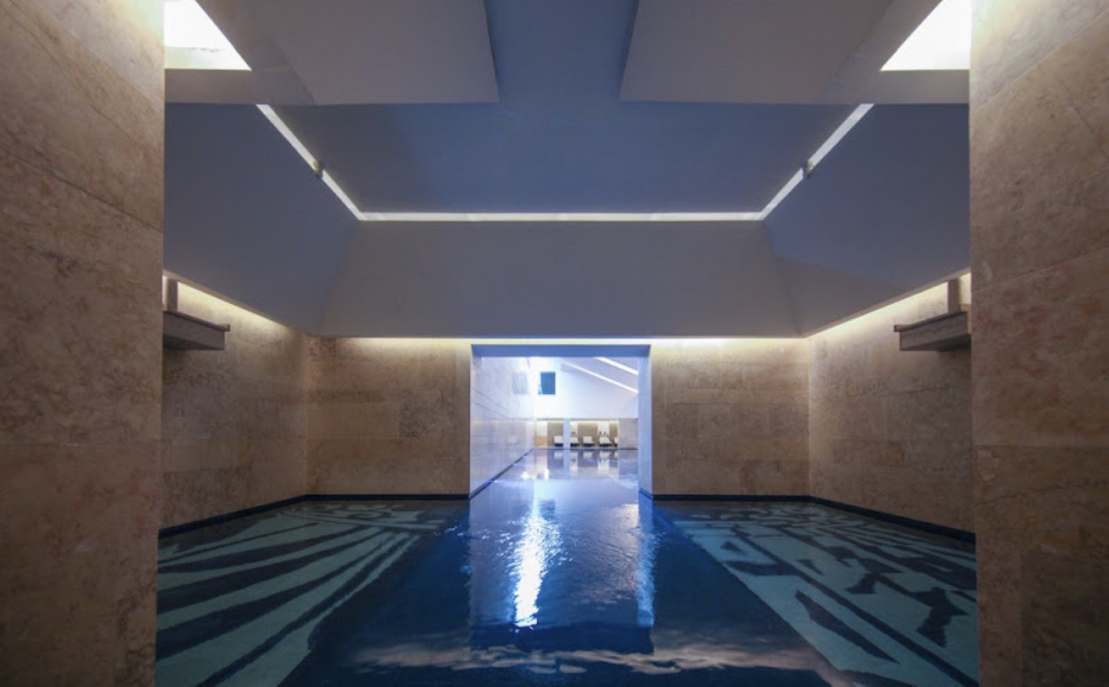Palácio do Governador - Indoor Pool luxury spa hotels in Lisbon 2